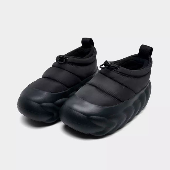 Crocs Overpuff Shorty Bootie Slippers - Picture 2 of 6